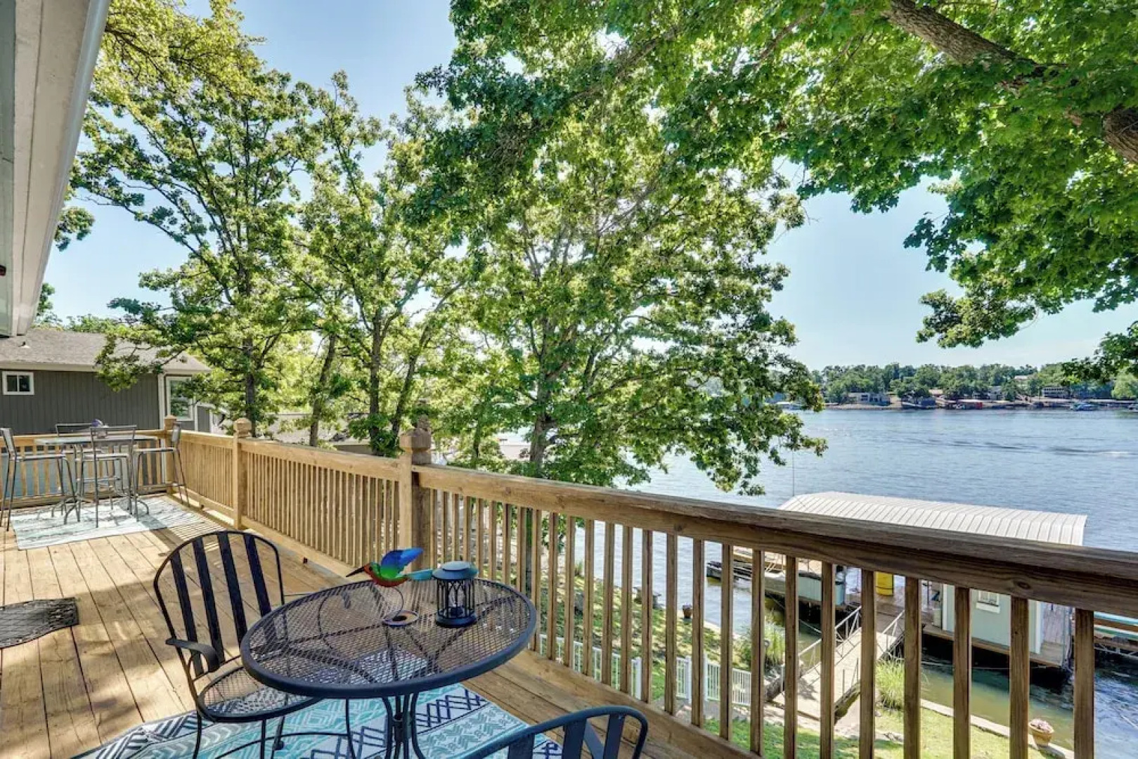 Lakefront & Dog-friendly Gem in Gravois Mills