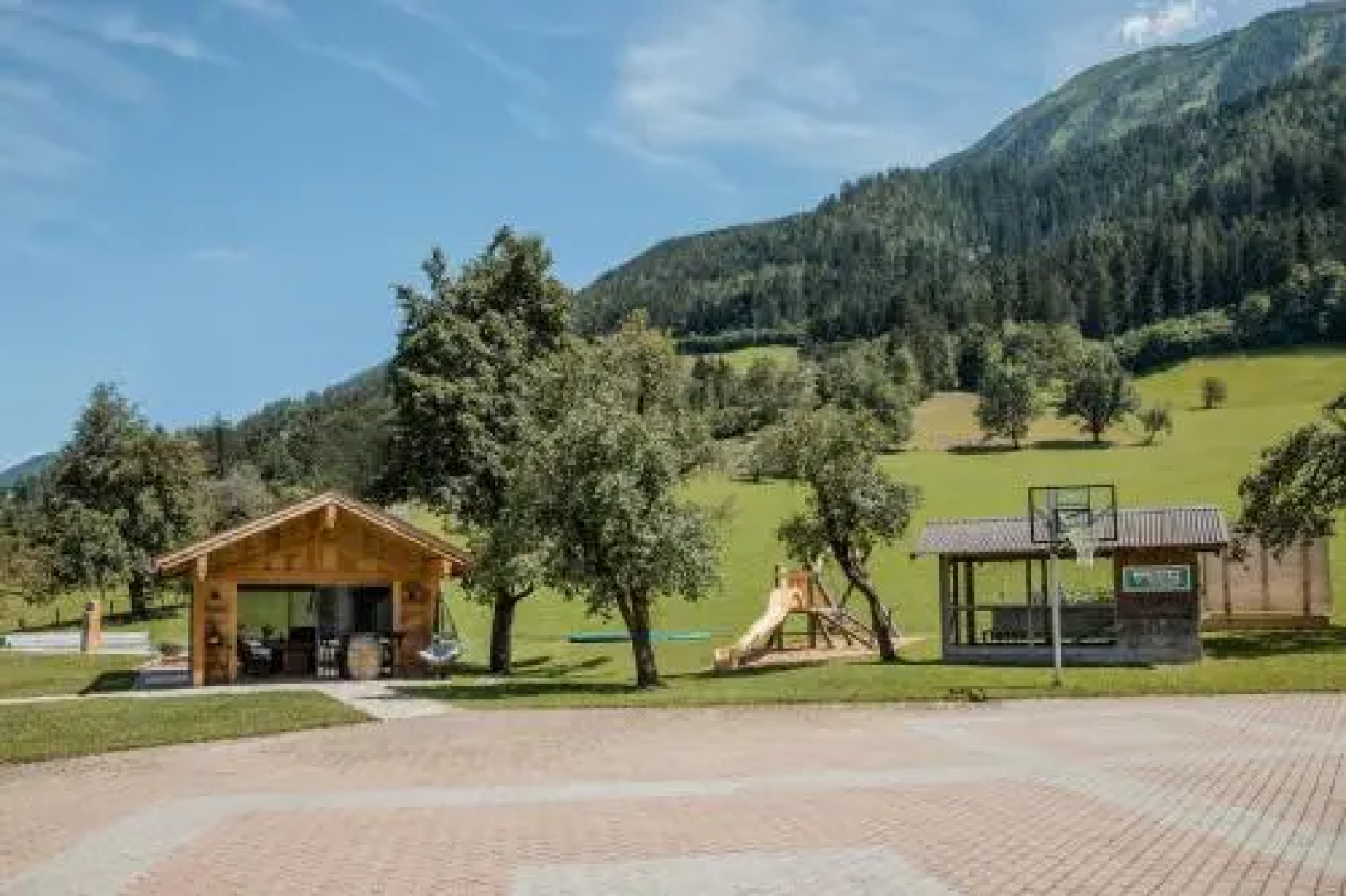 Ferienparadies Taxen