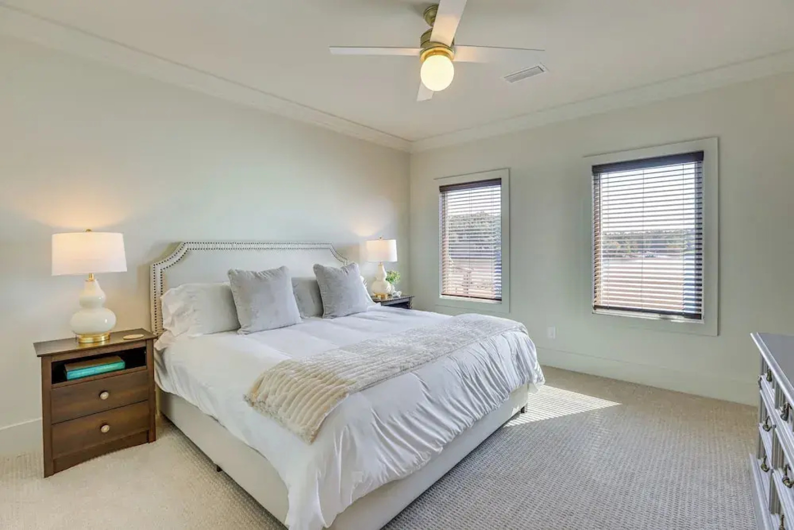 Waterfront Home in Alex City, Near Auburn