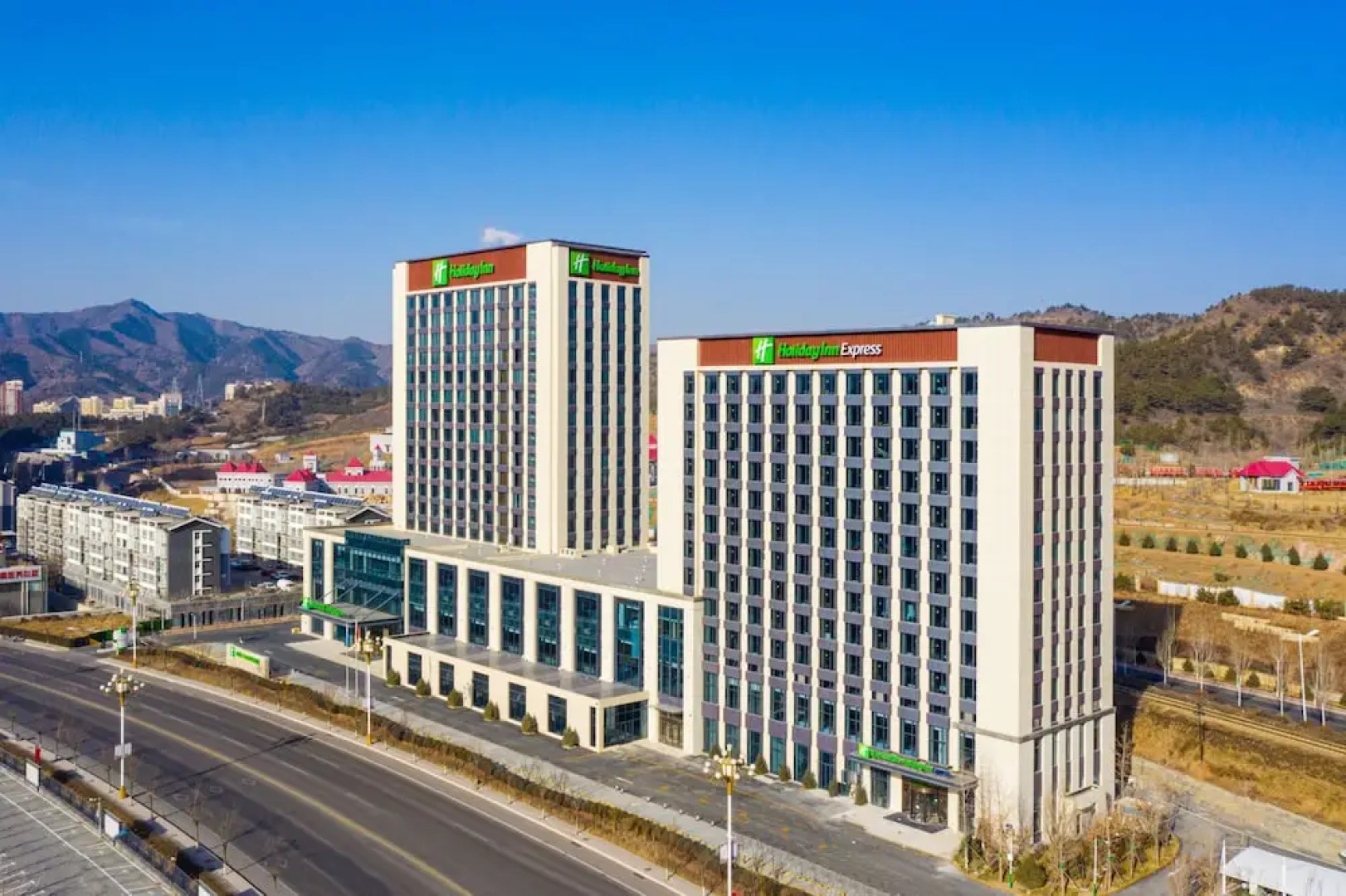 Holiday Inn CHENGDE PARK VIEW by IHG