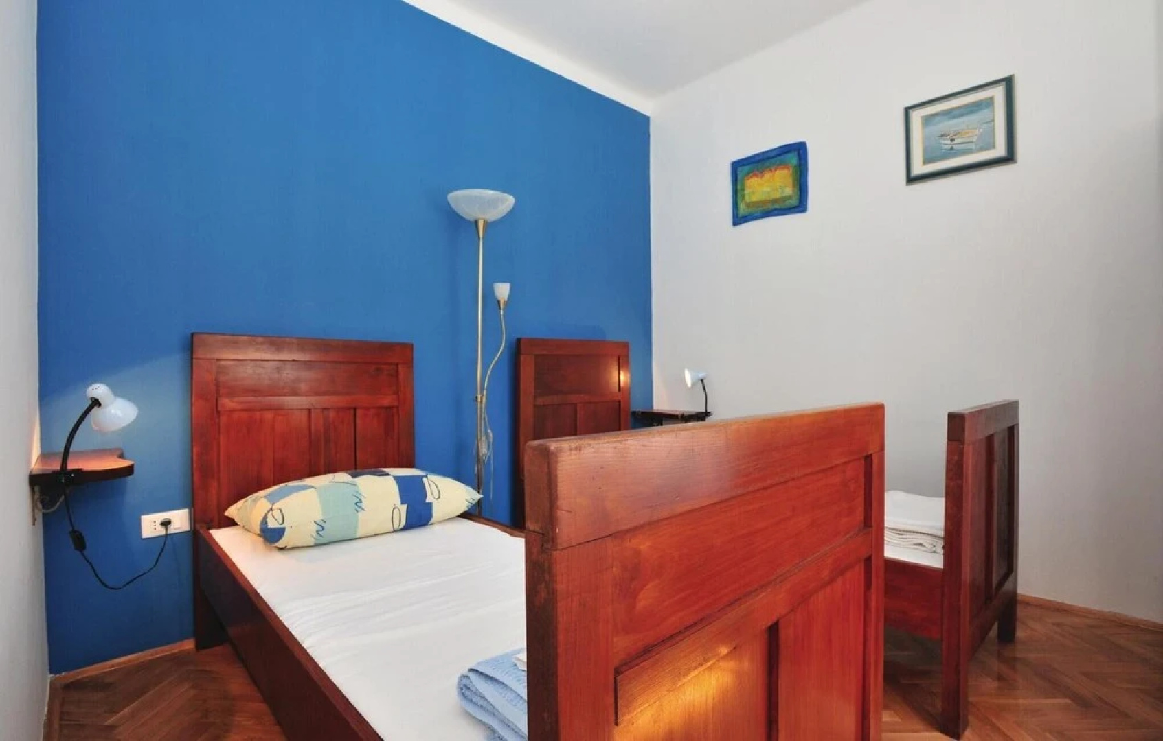 Awesome Home in Kastel Luksic With Sauna, Wifi and 6 Bedrooms