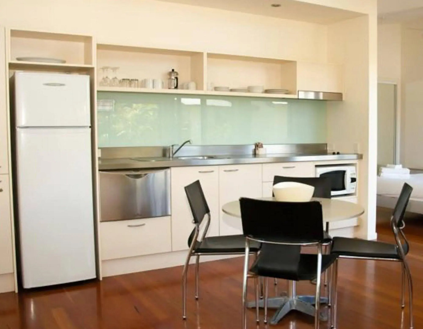 Mobys Beachside Retreat