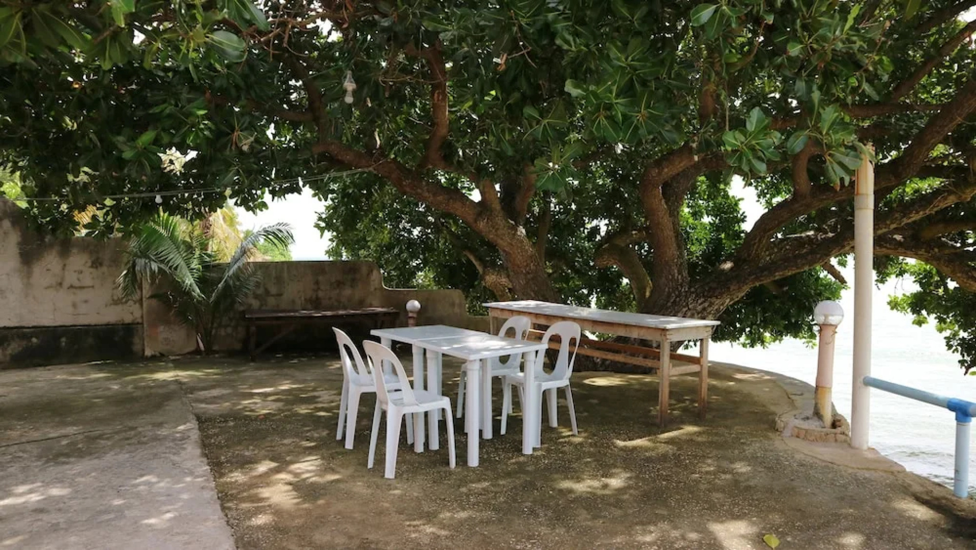 Palo Maria Beach Resort