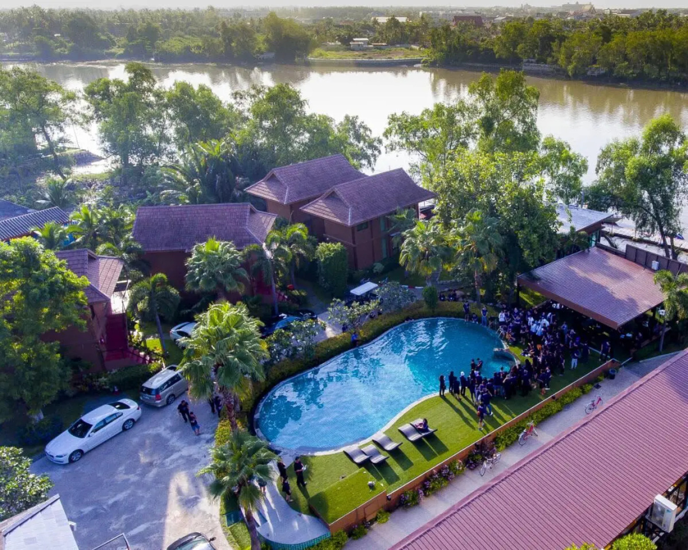 The Grace Amphawa Resort