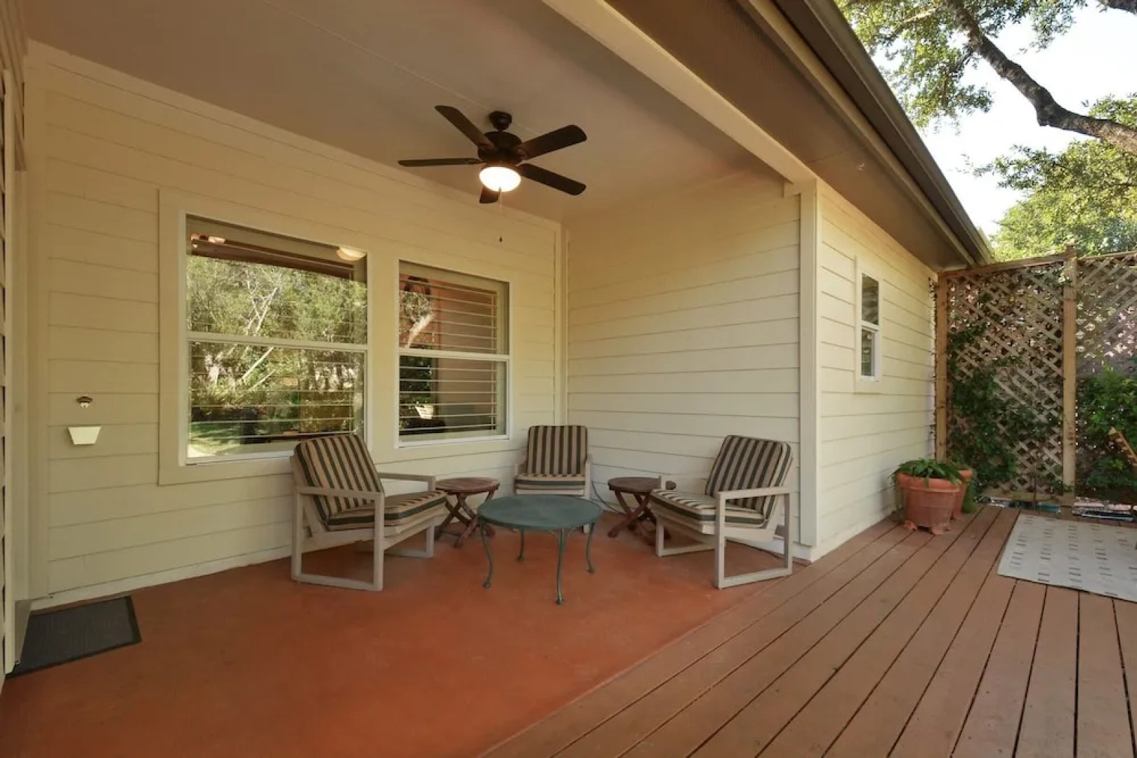 4BR 2BA Cottage at Lake Austin by RedAwning