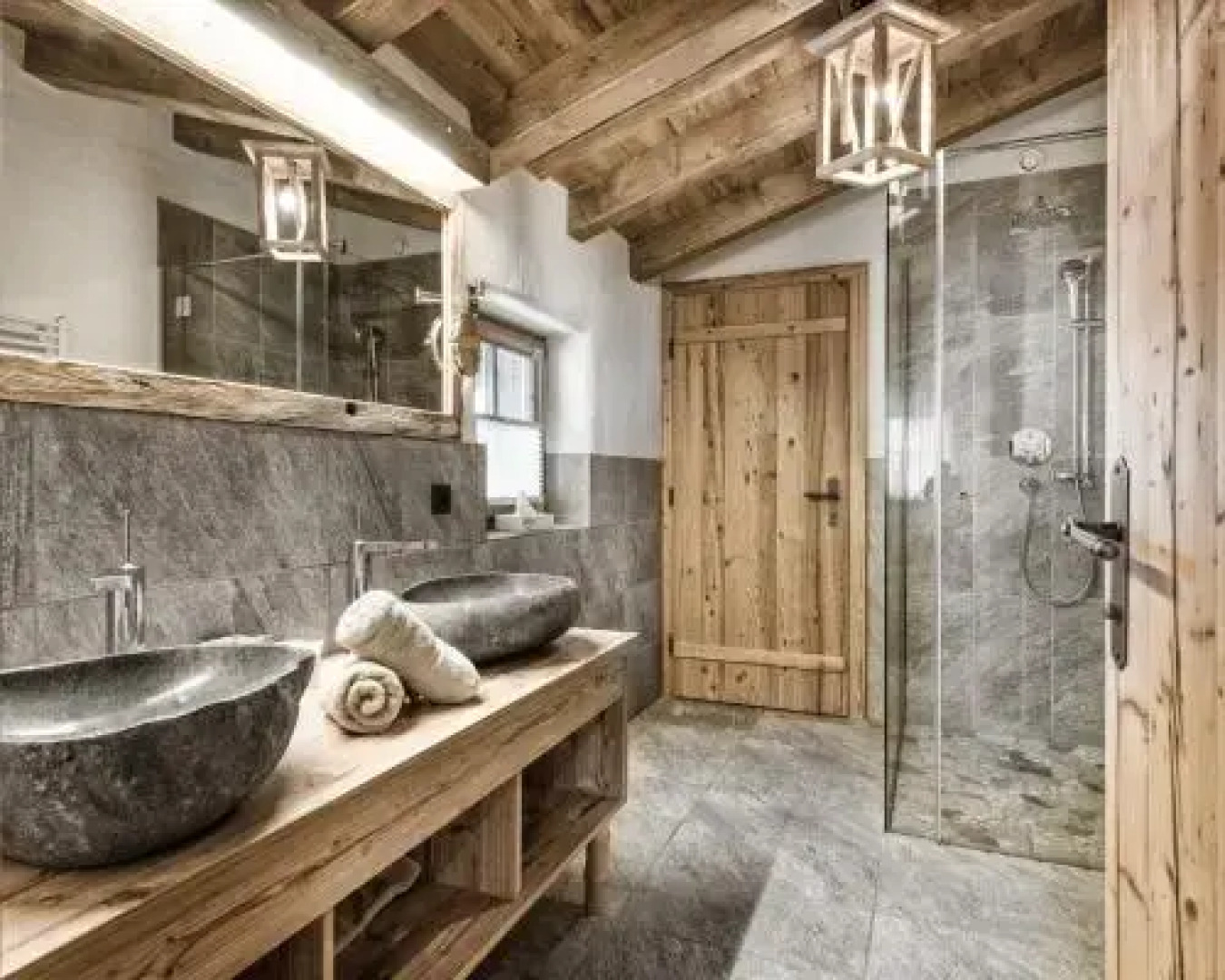 Hüttendorf Ladizium