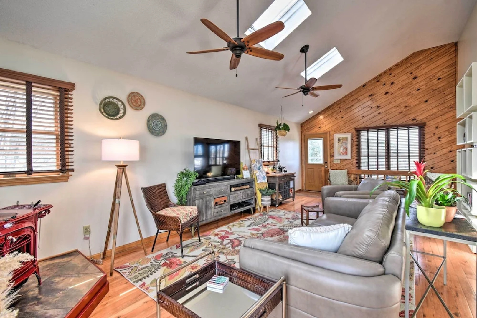 Canal-front Paradise w/ Dock in Kill Devil Hills