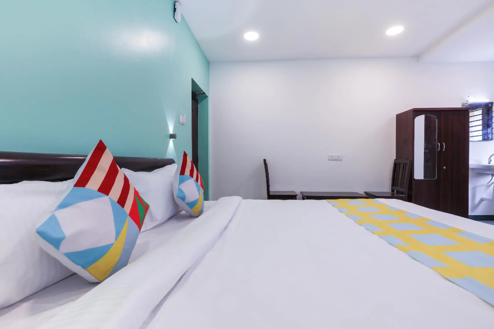 OYO 78117 VCP  Beach View Studio Stays