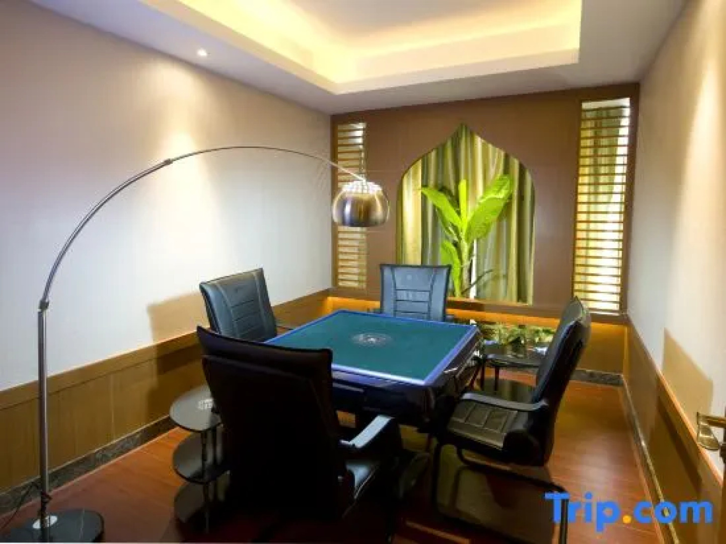 Yeyuan Hotspring Holiday Hotel