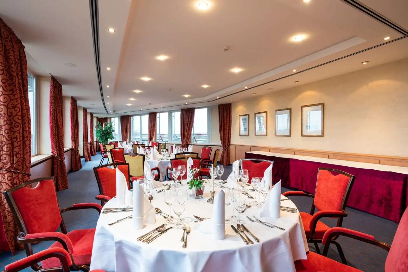 PLAZA Premium Schwerin; Sure Hotel Collection by Best Western