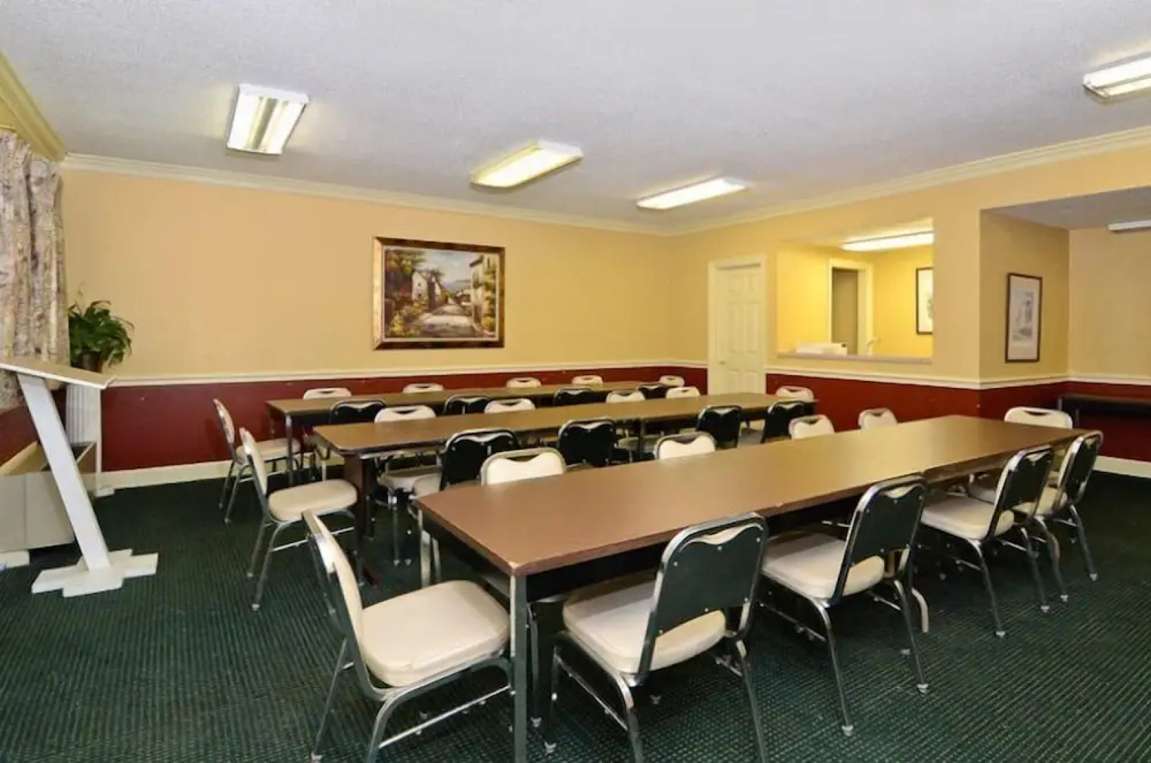 Motel 6 Sandersville, GA