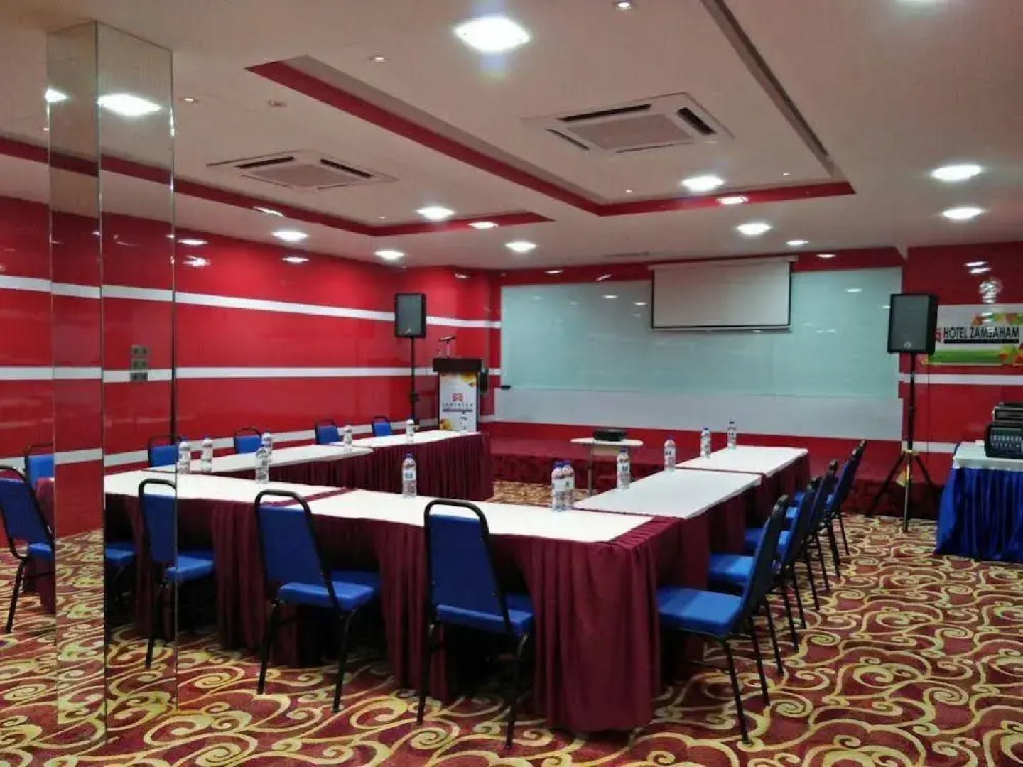 Hotel Zamsaham