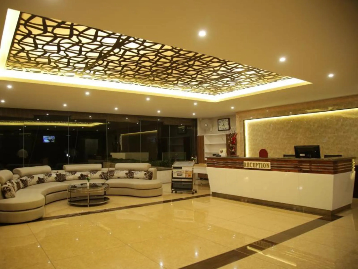 Hotel Shanthi Inn Grand