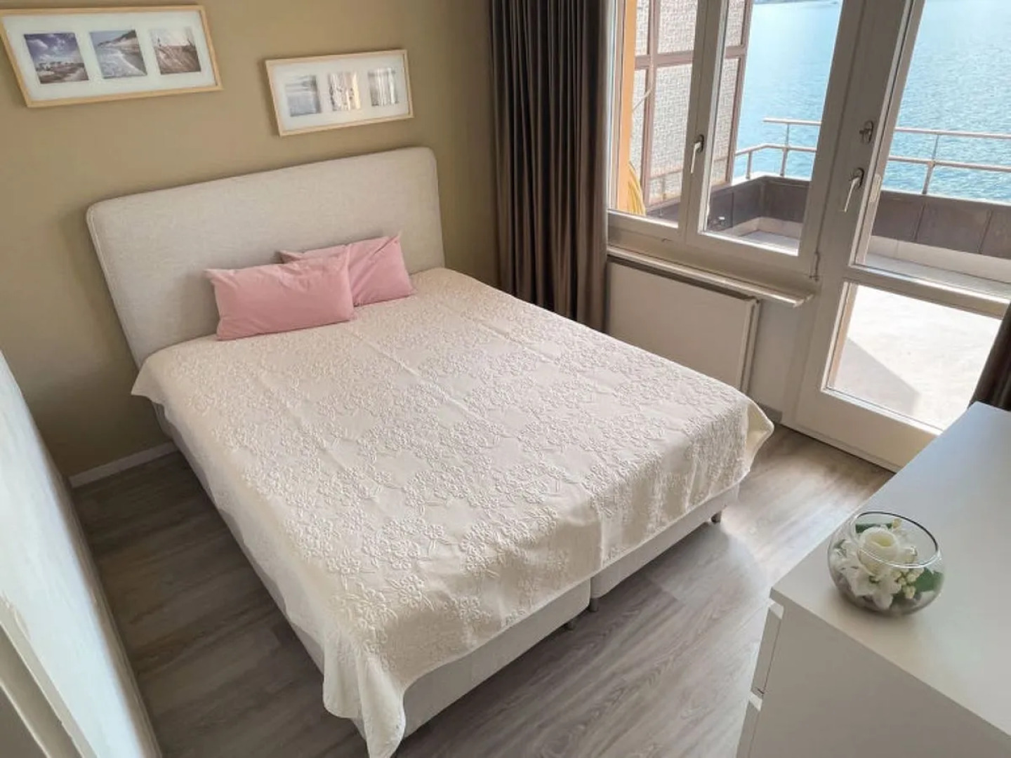 Seestern am See mit Bootsvermietung