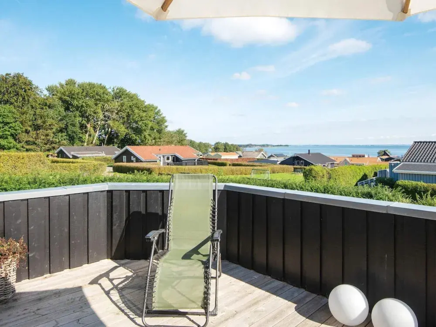 6 Person Holiday Home in Sjolund-by Traum