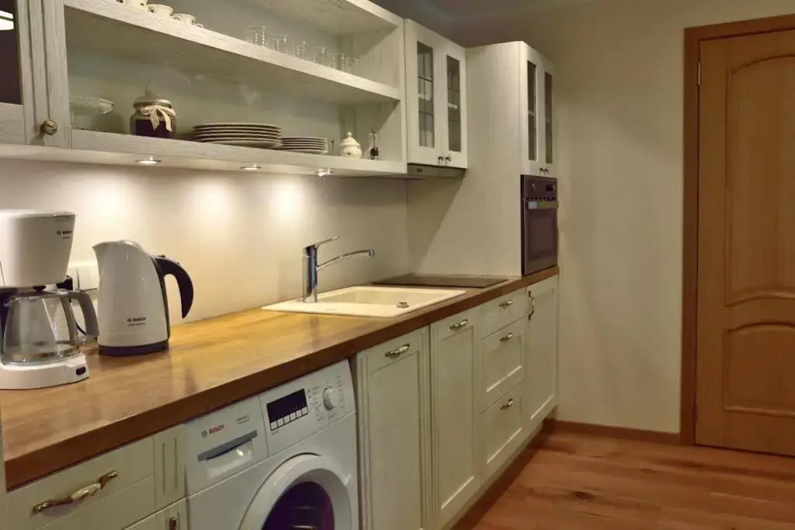 Alexander Apartement