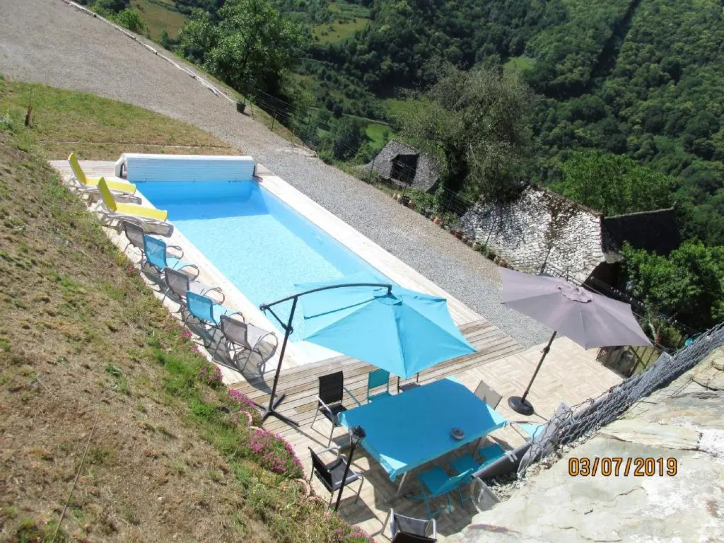 Villa de 5 chambres avec piscine privee jardin clos et wifi a Vieillevie