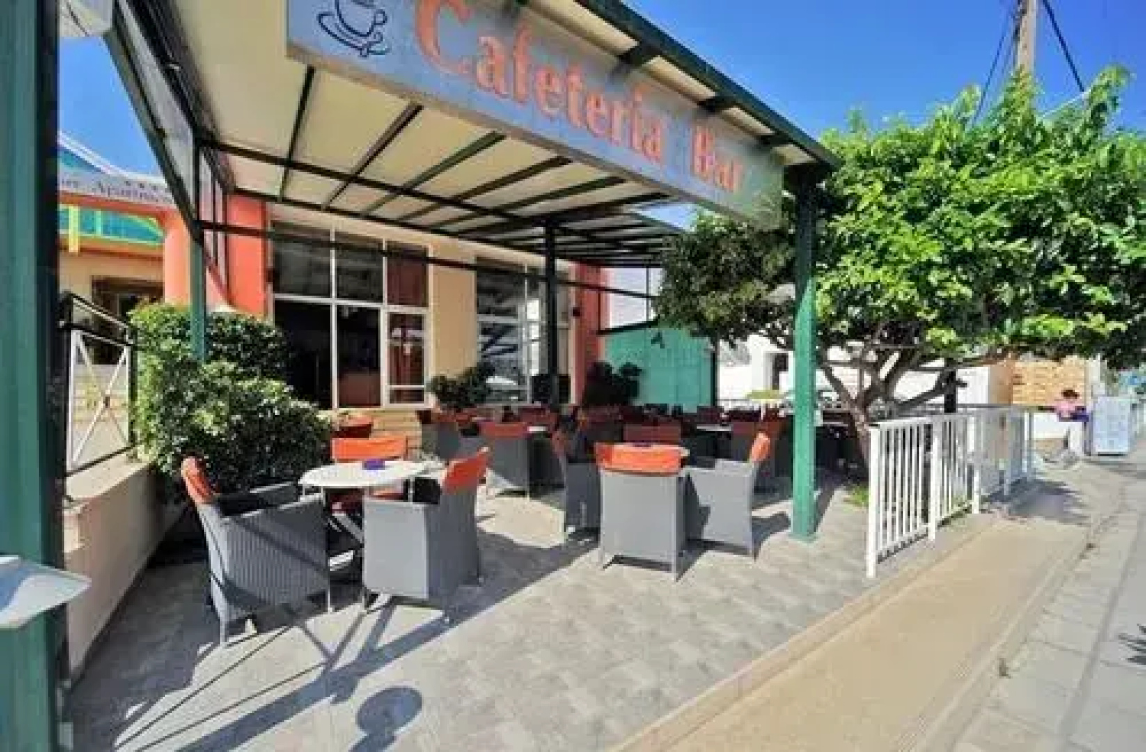 Pelopas Resort Apartments