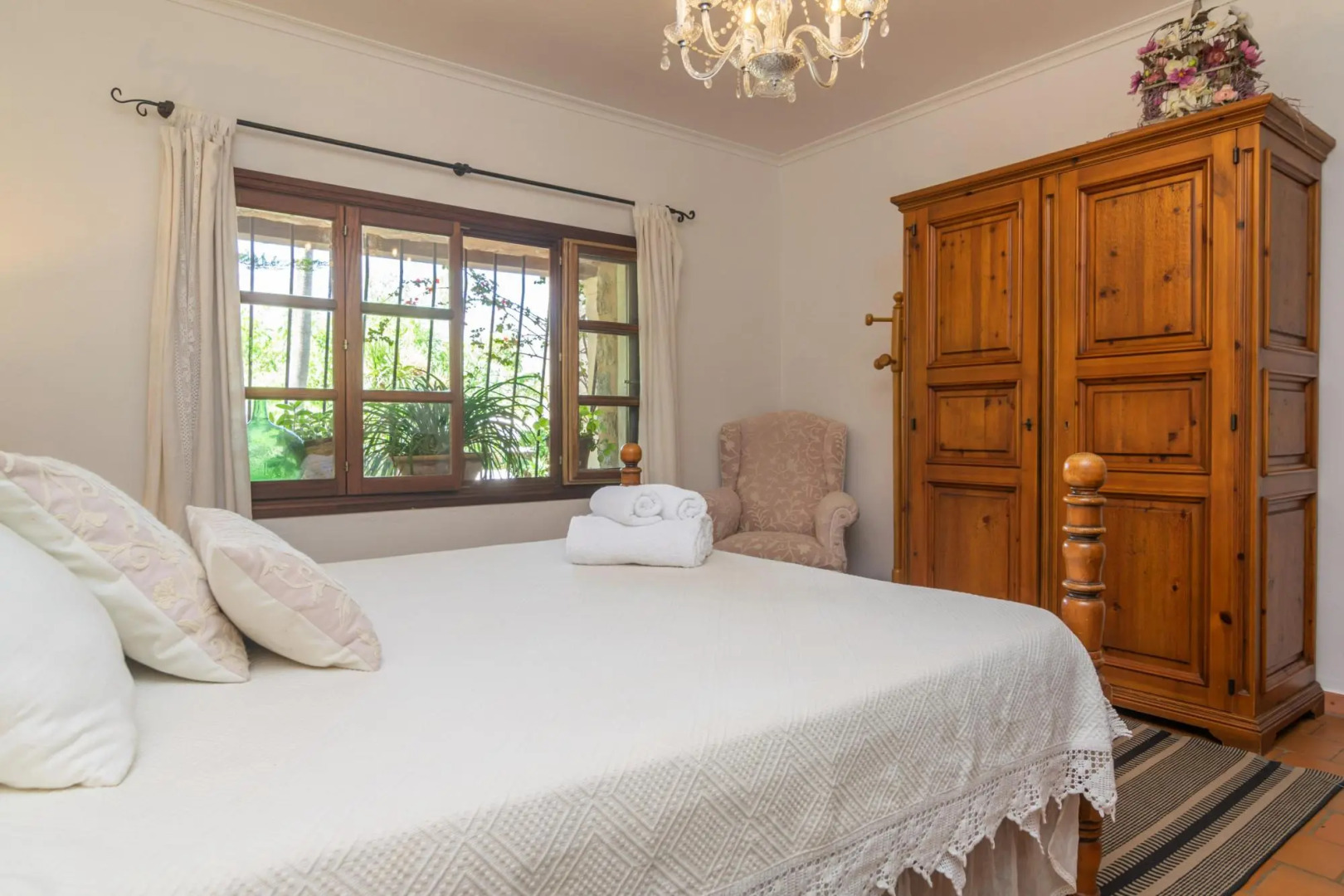 LA FONT (MANCOR) - Fabulous house with private pool at the foot of the mountains. Free WIFI.