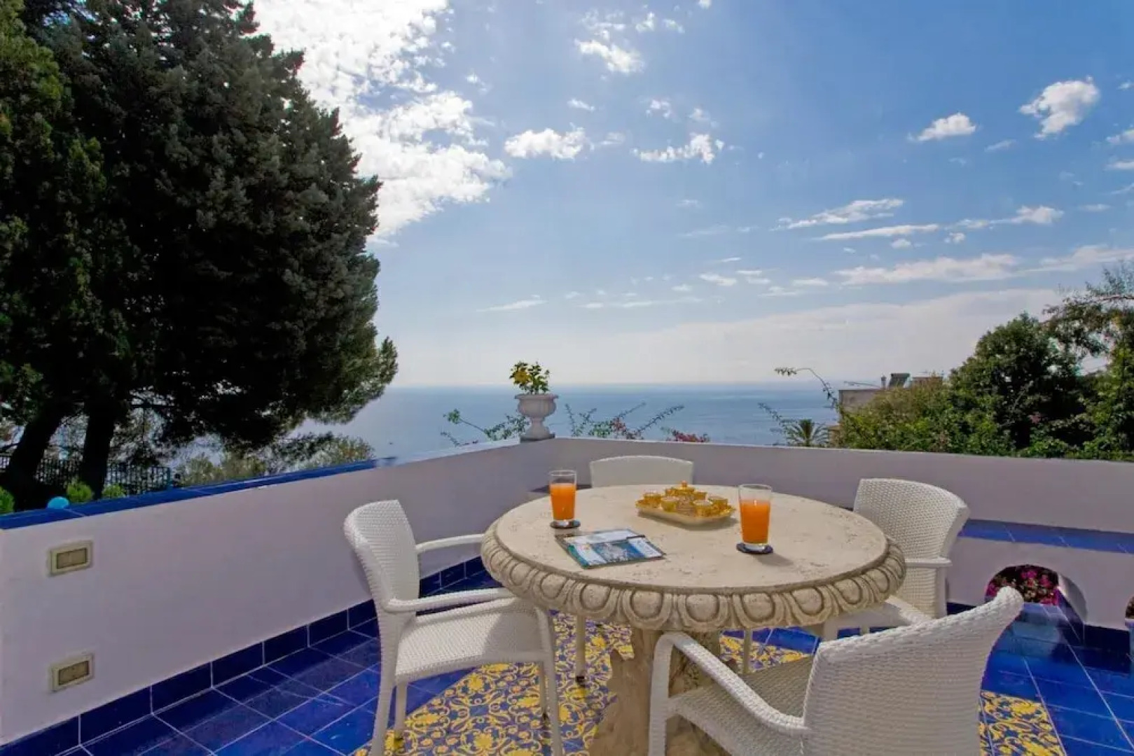 Villa Bijoux - Luxury Villa Sea View