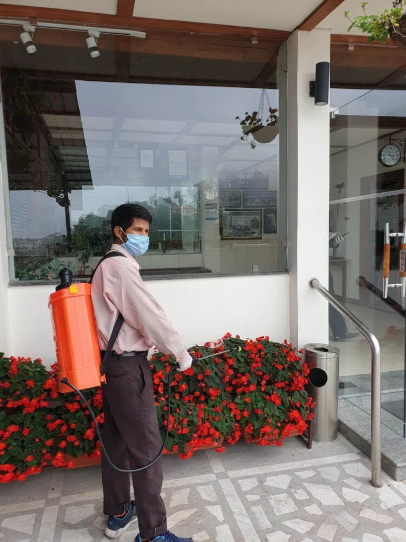 OYO Rooms Mussoorie Library