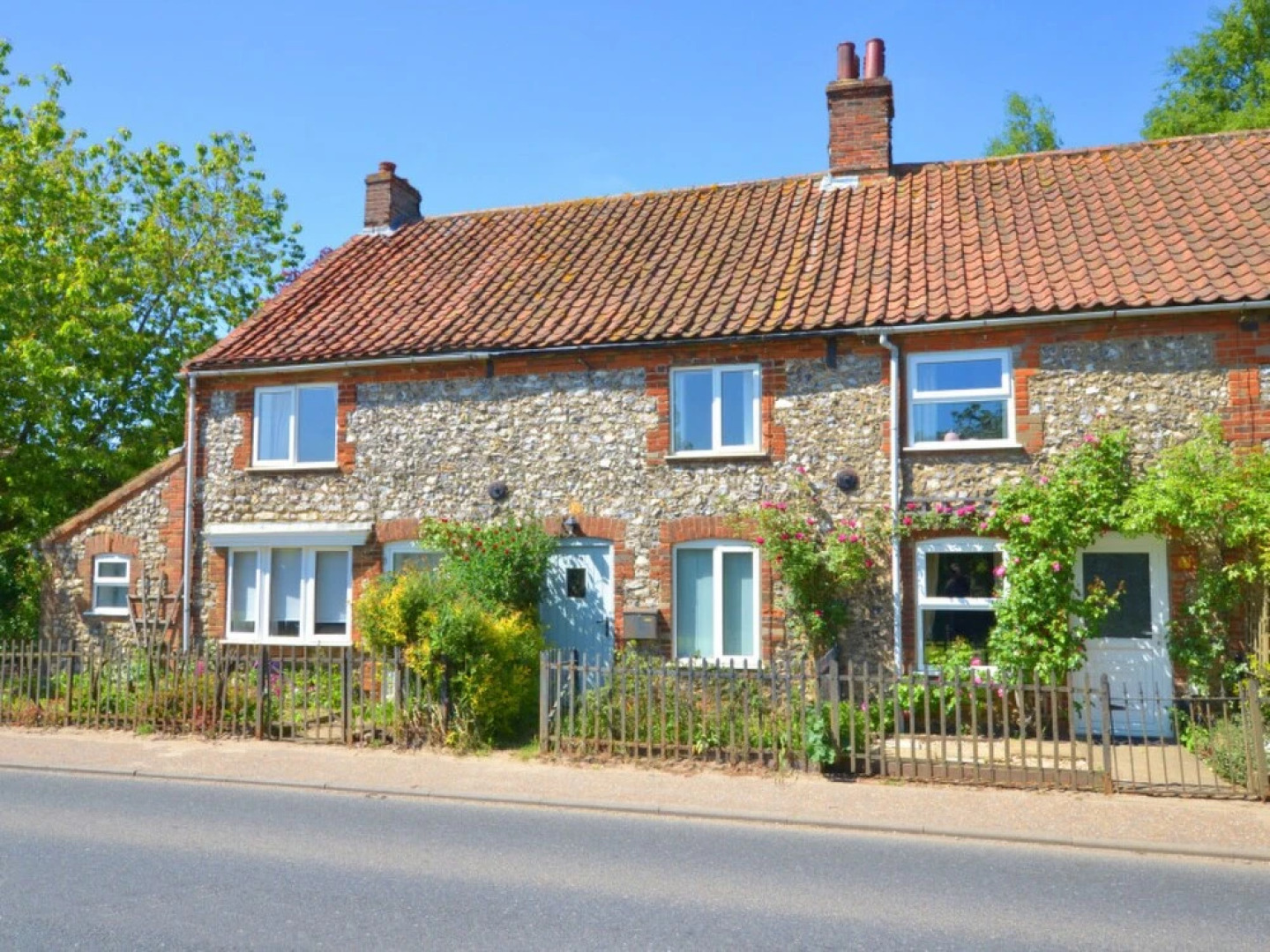4 Church Terrace Docking