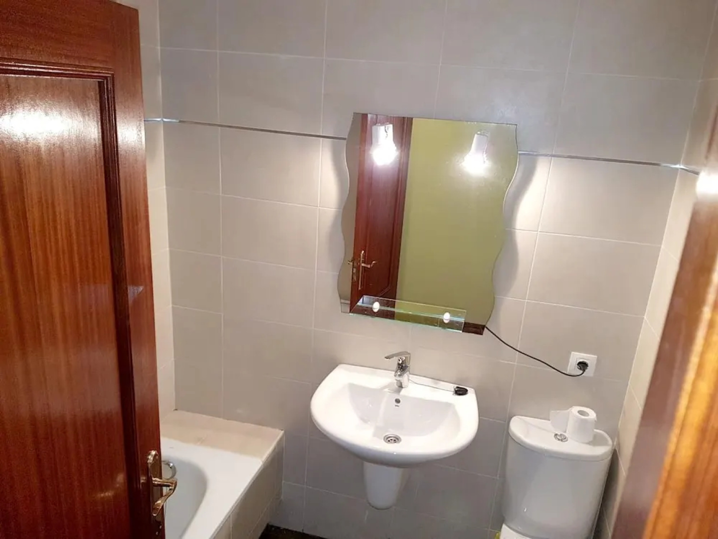 House With 3 Bedrooms in Santa Cruz de Bezana, With Furnished Garden