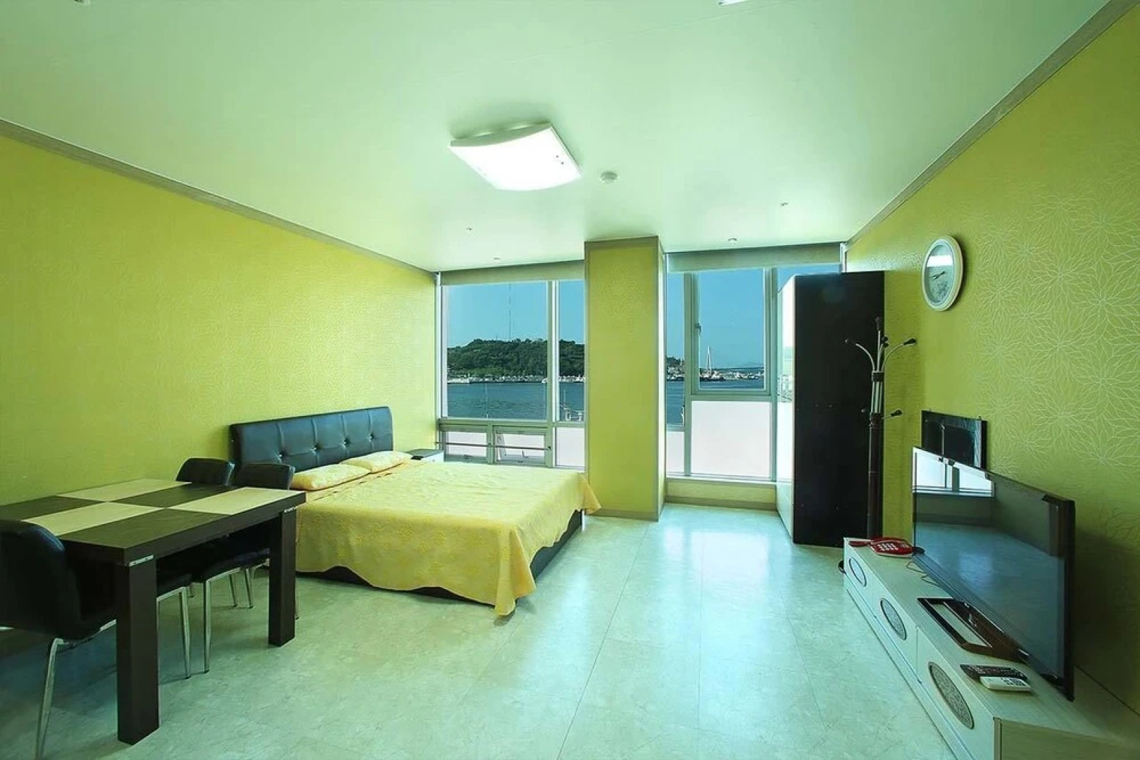 Yeosu Beach Pension