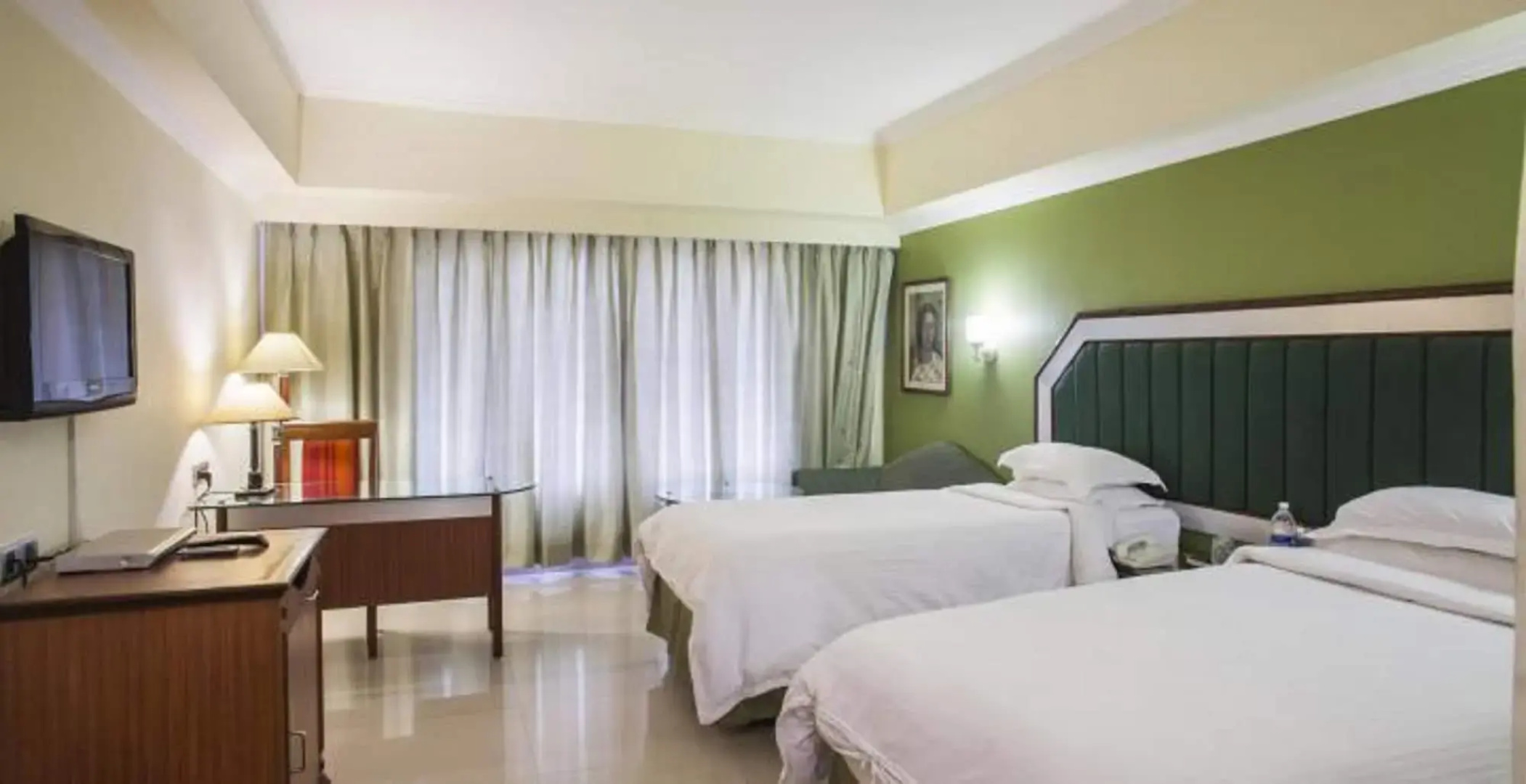 Hotel Swosti Premium