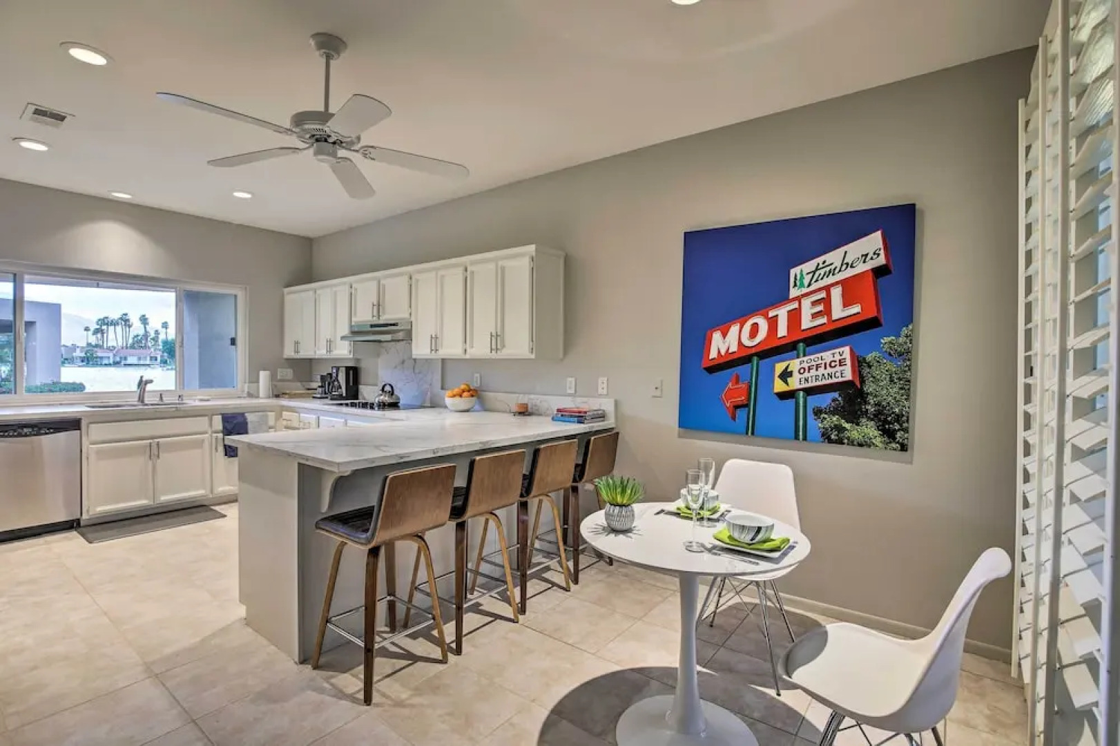 Rancho Mirage Condo w/ Mtn Views + Pool Access