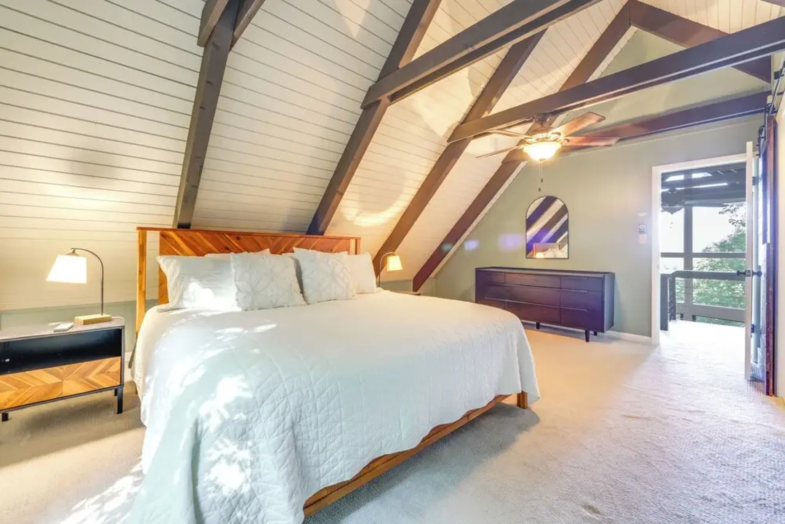 Blue Ridge Pkwy View & Deck: Brevard Home!