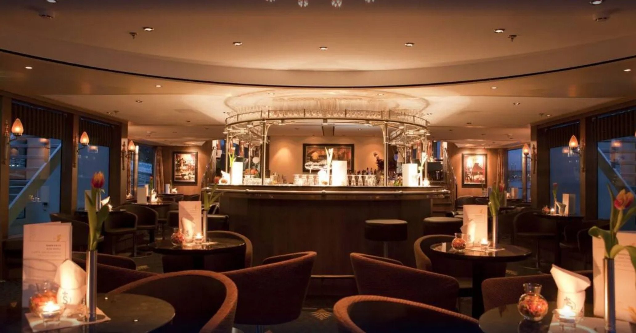 Crossgates Hotelship 4 Star - Osthafen - Frankfurt