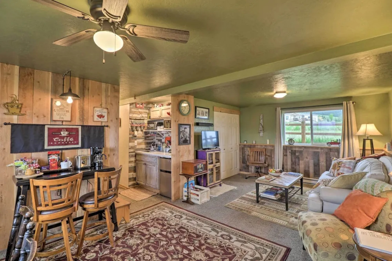 Flathead Lake-view Studio: 38 Mi to Blacktail