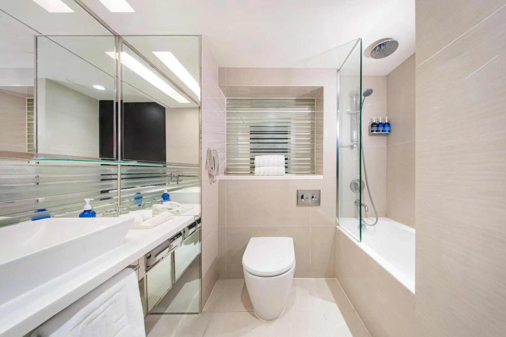 Regal Oriental Hotel