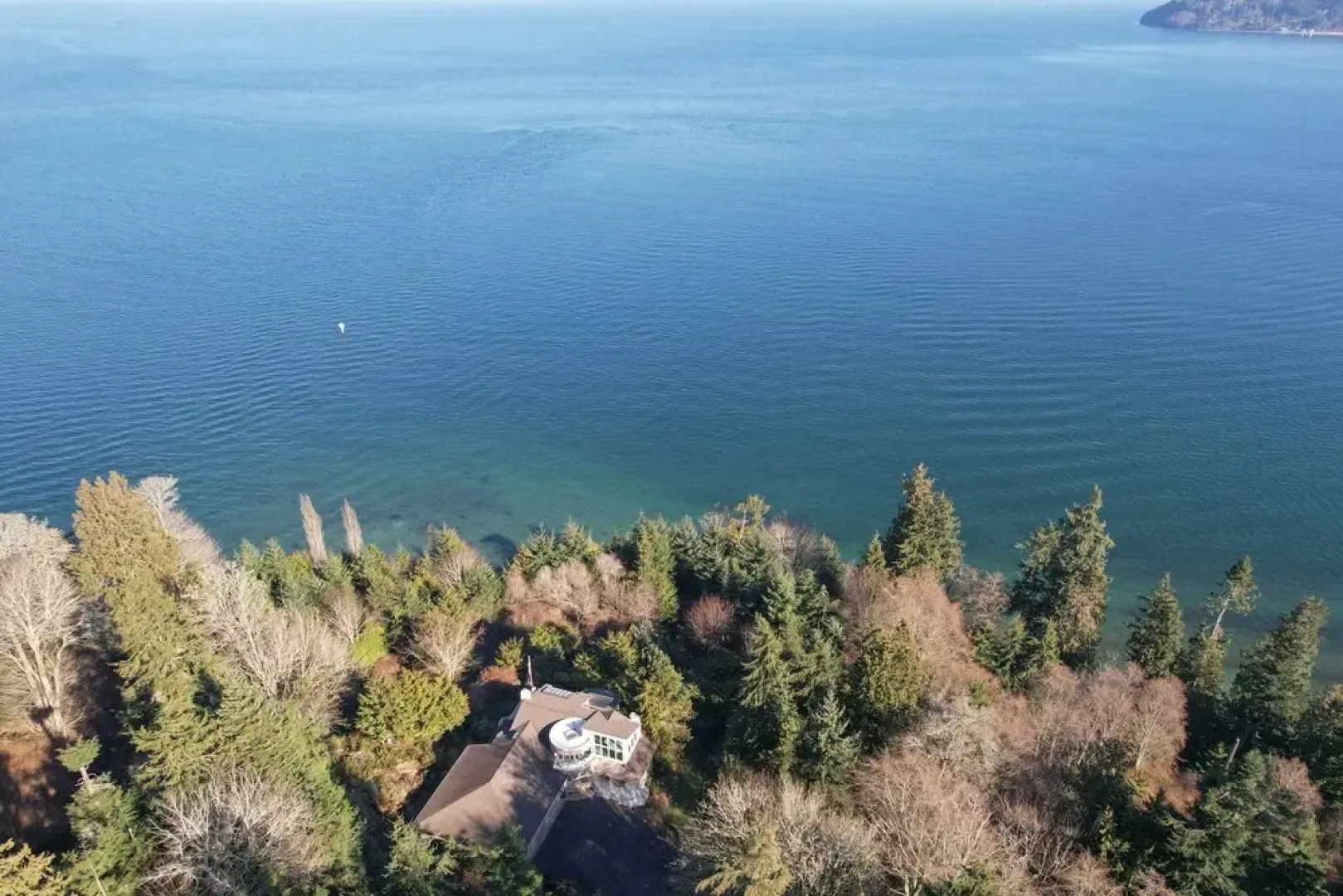 Unique Port Ludlow Home w/ 3 Decks & Hot Tub!