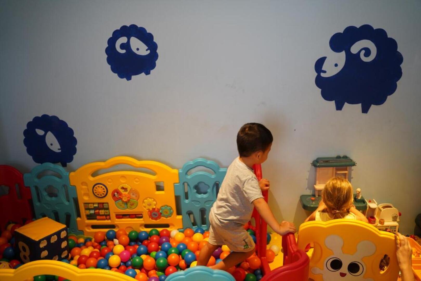 Kokotel Bangkok Surawong