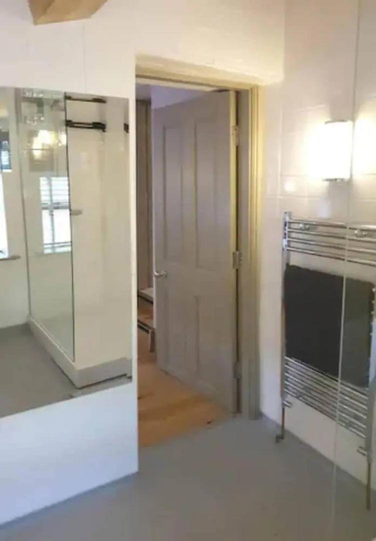 Sparks - Family Suite in Canalside Guesthouse