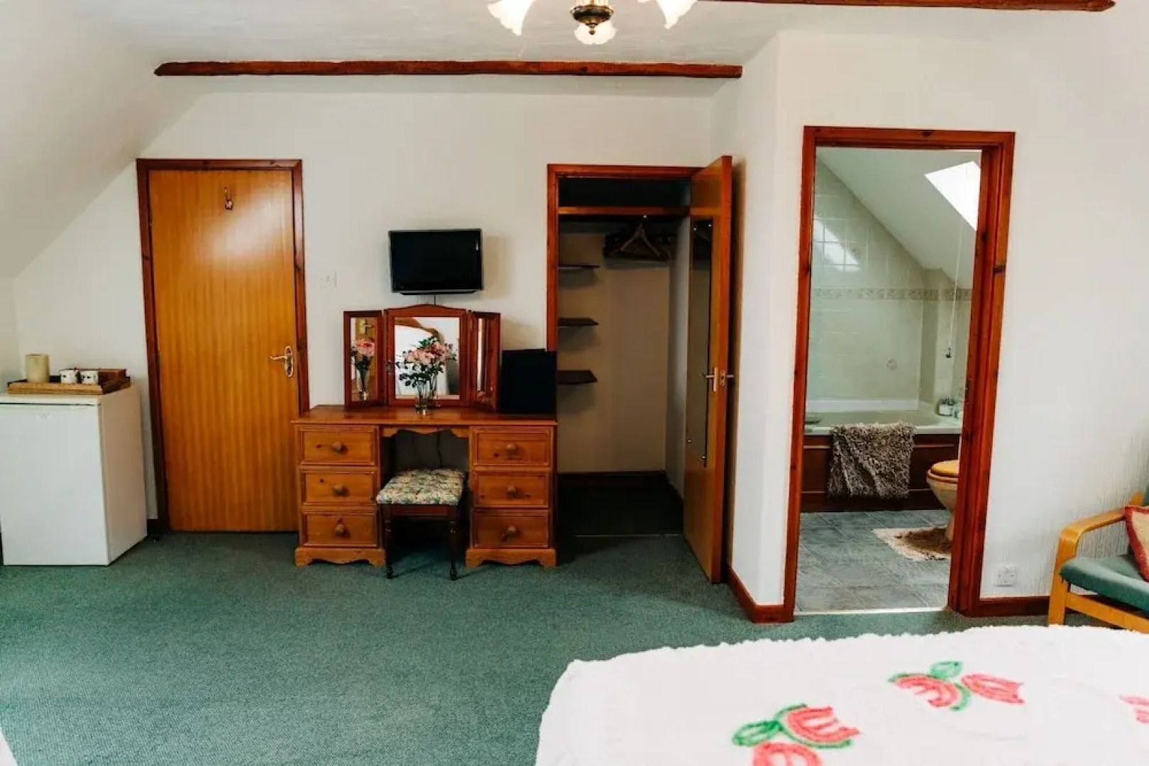 The Farmhouse Lochmeyler