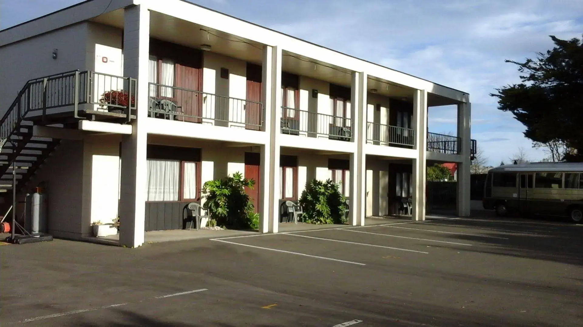 Elmore Lodge Motel