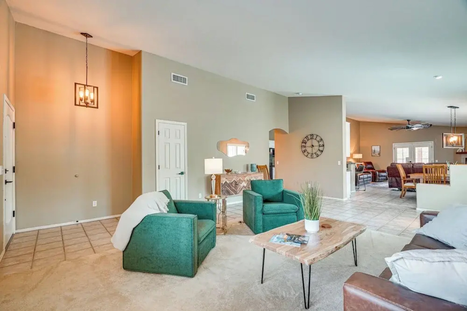 4 Mi to Catalina State Park: Mountain-view Home