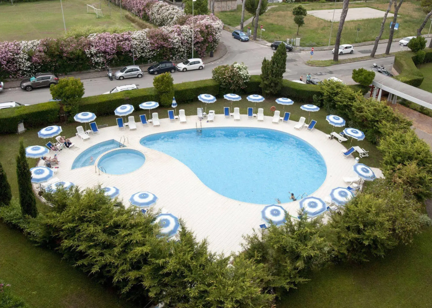 Suites Marilia Apartments