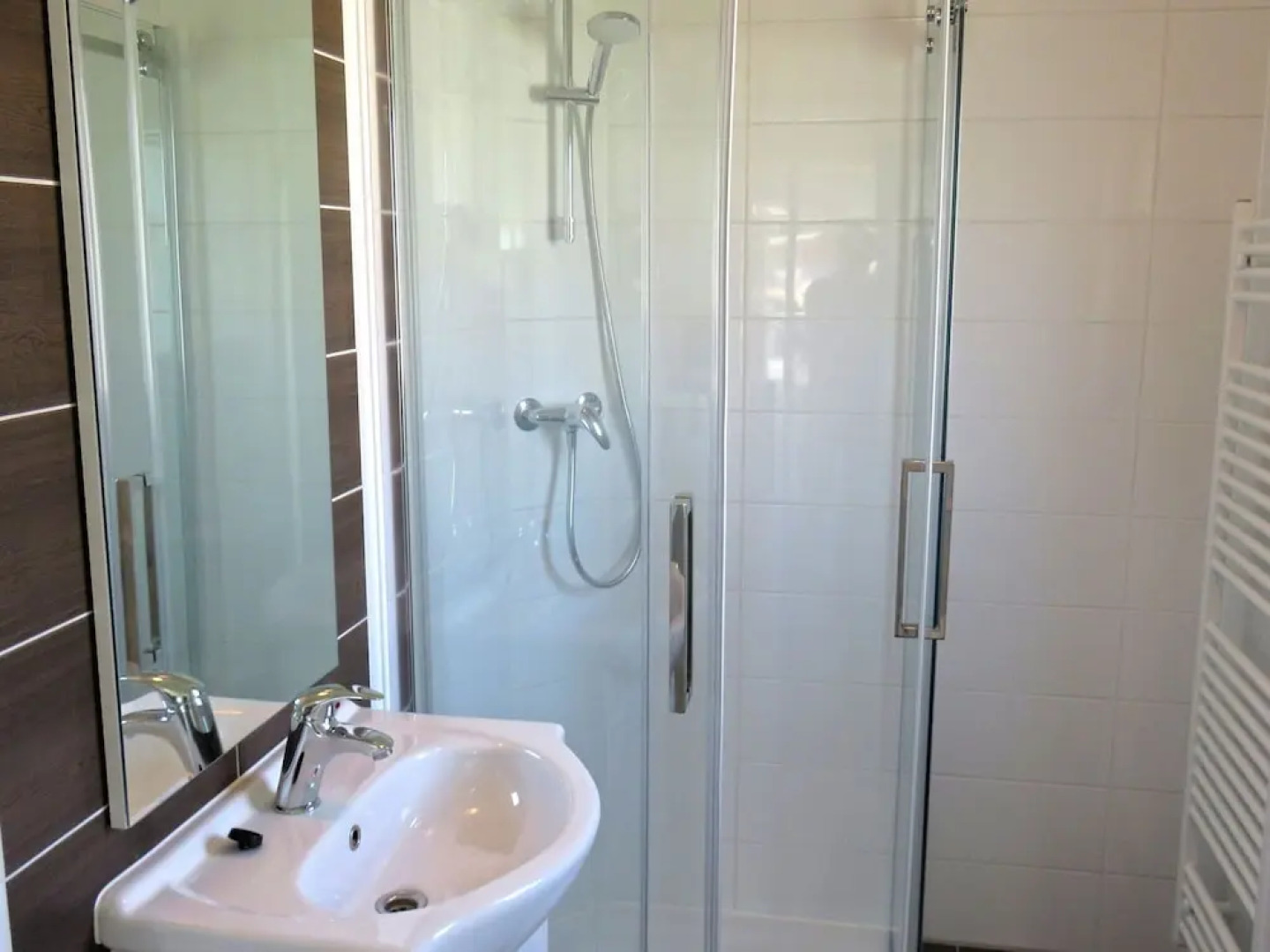 Comfy Chalet With Dishwasher