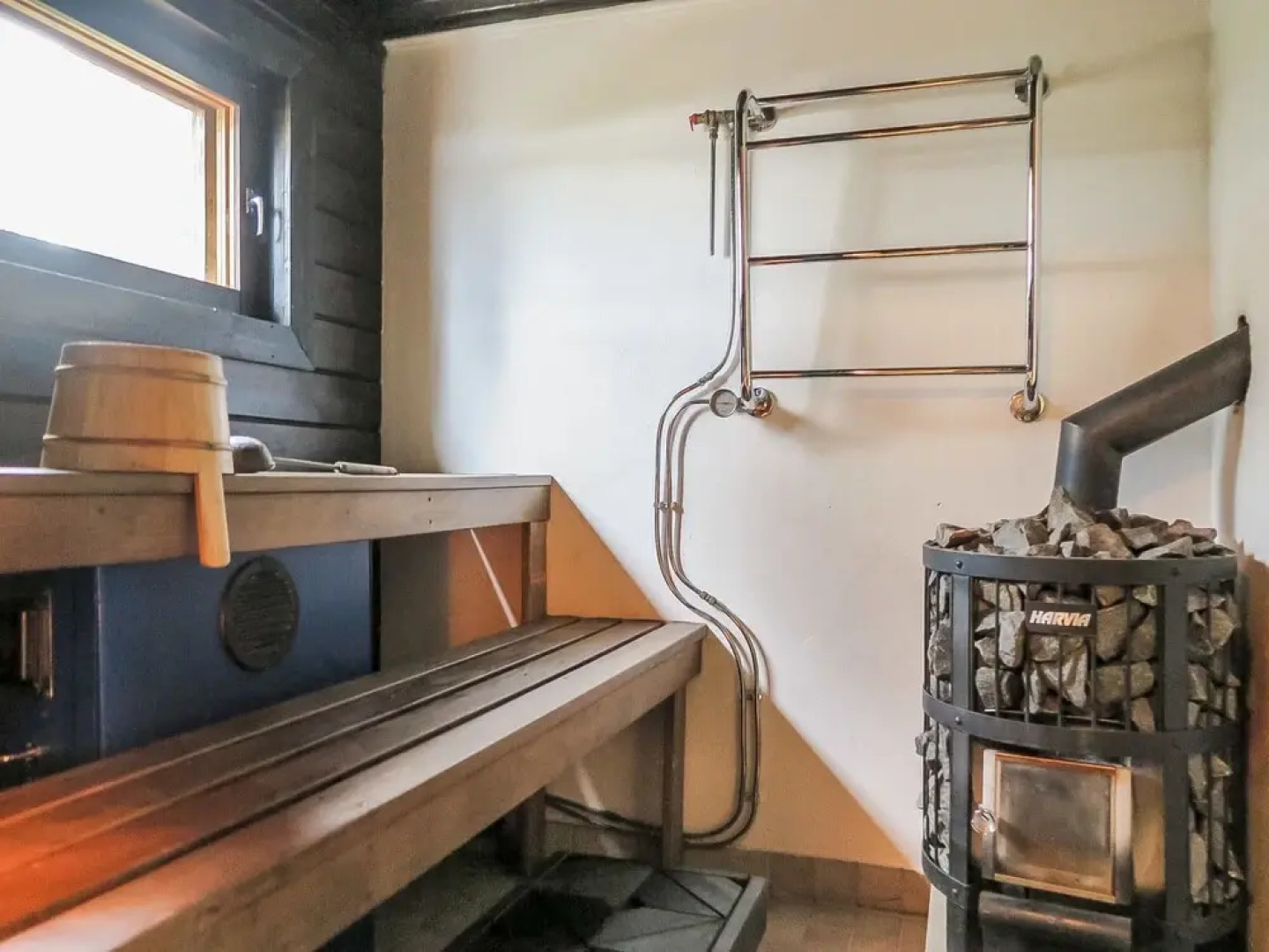 J Rvenp Muonio in Muonio