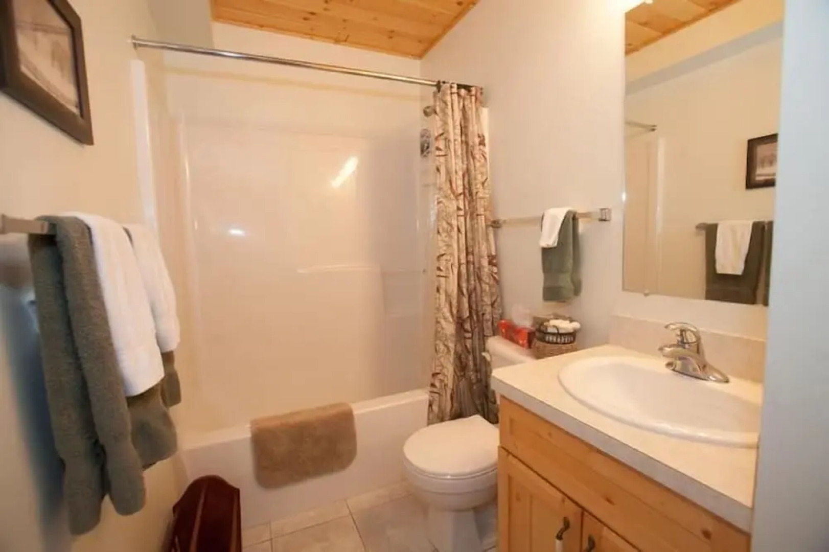 Outlaws Inn by Apex Accommodations