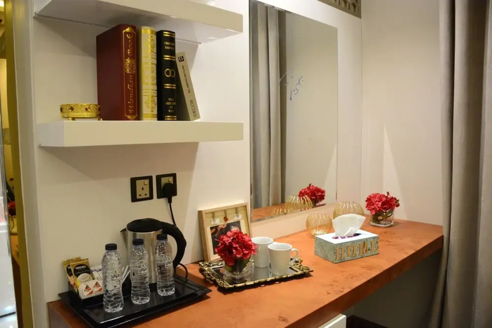 Al-Ewan Hotel Apartments