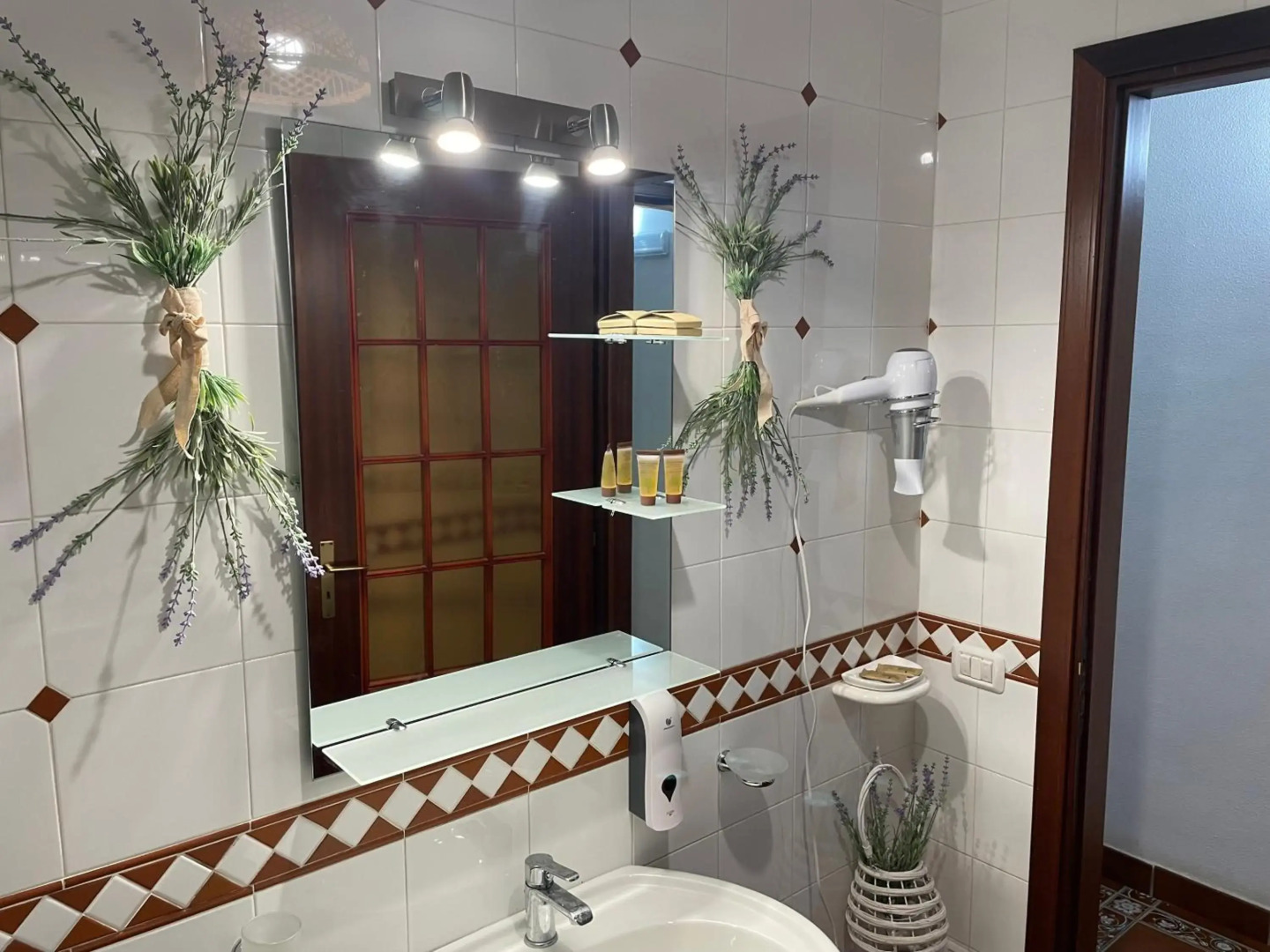 Casa al MARE CON SPLENDIDA VISTA SUL MARE