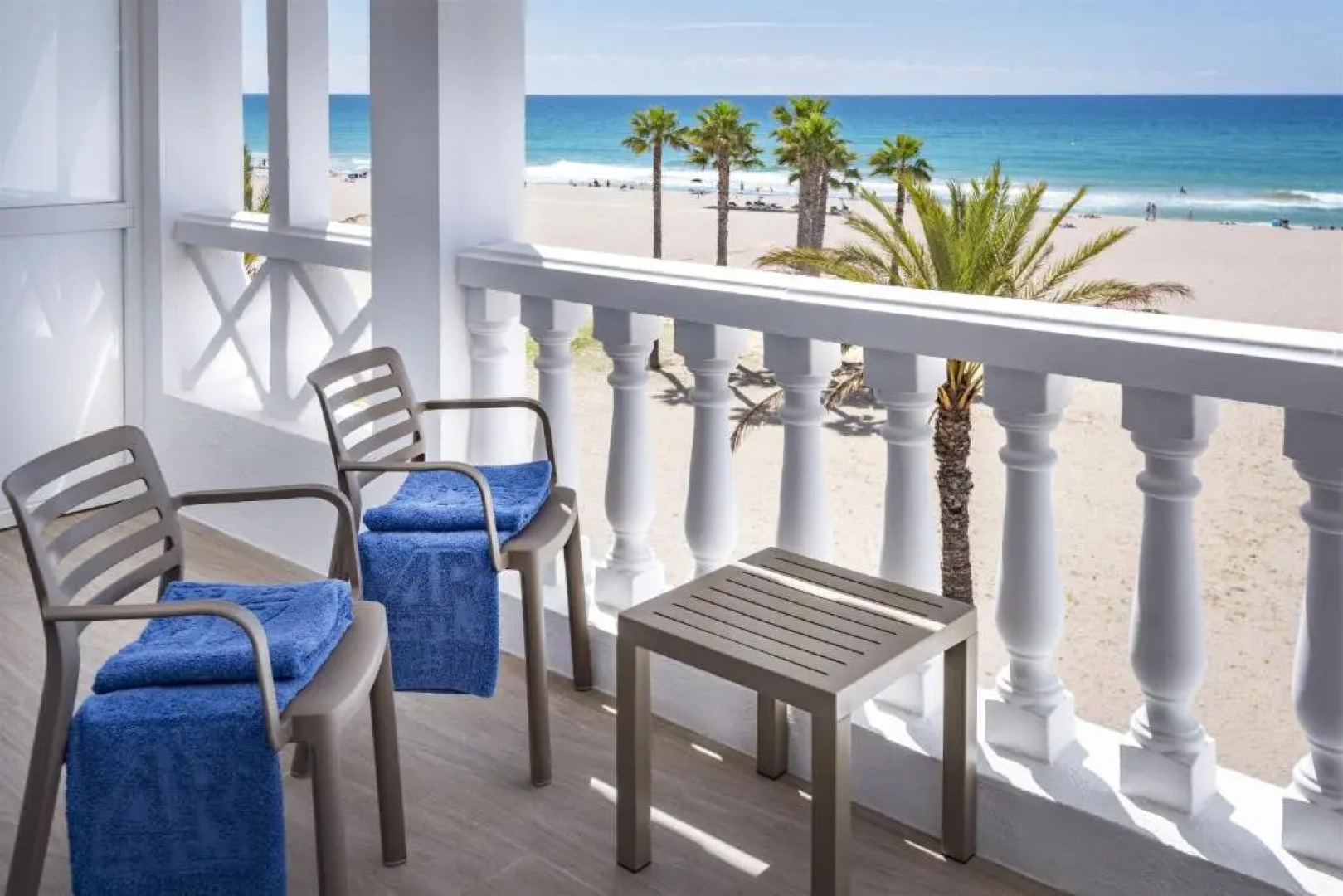 Отель 4R Gran Europe