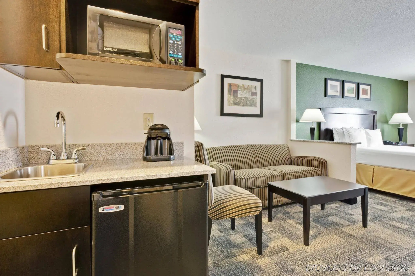 Holiday Inn Express & Suites Pekin (Peoria Area) by IHG