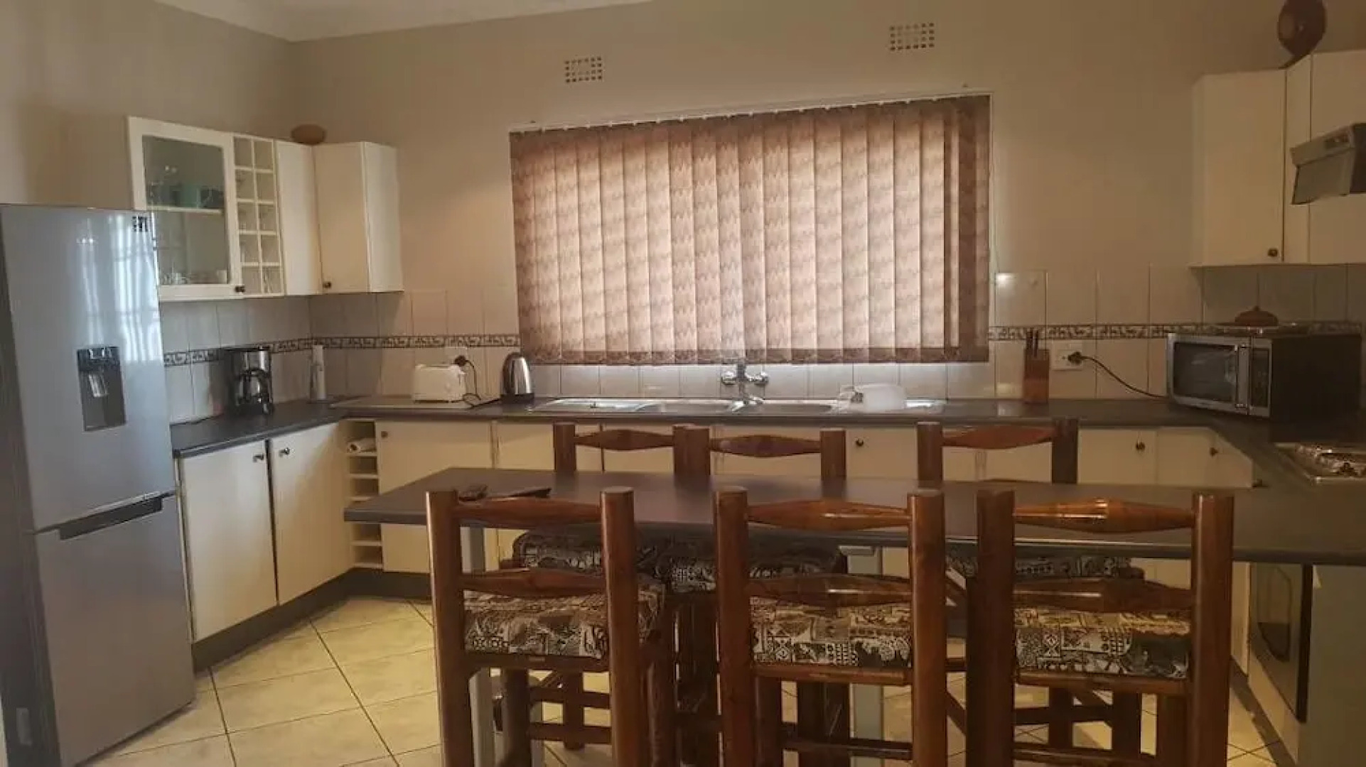 Green House BnB - 'Swiss German'