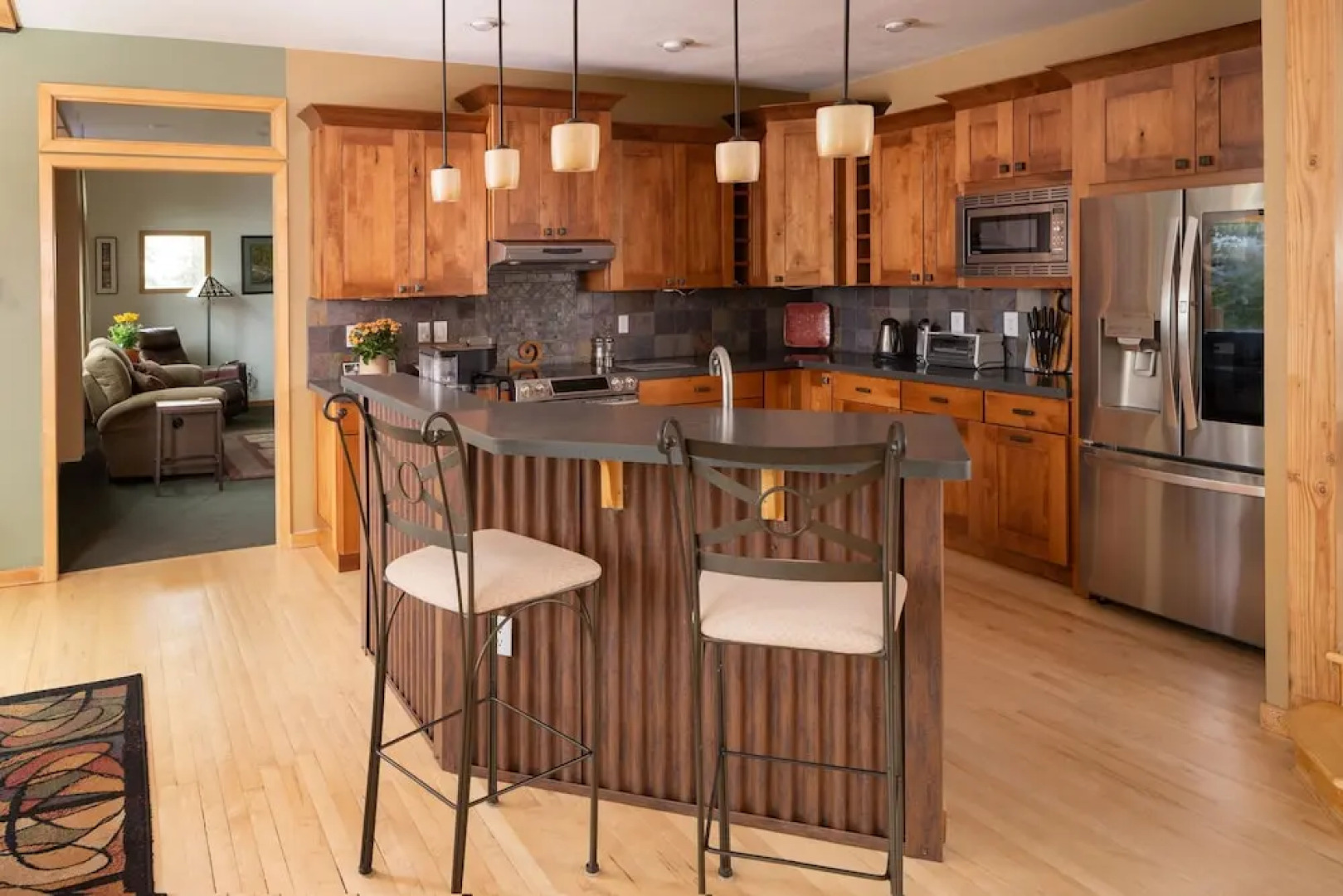 Lookout Lodge In Wondervu 4 Bedroom Home by RedAwning